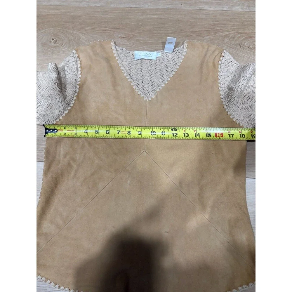 Dana Buchman Women's Suede & Crochet Knit V-Neck Sweater Top Tan Beige Size L